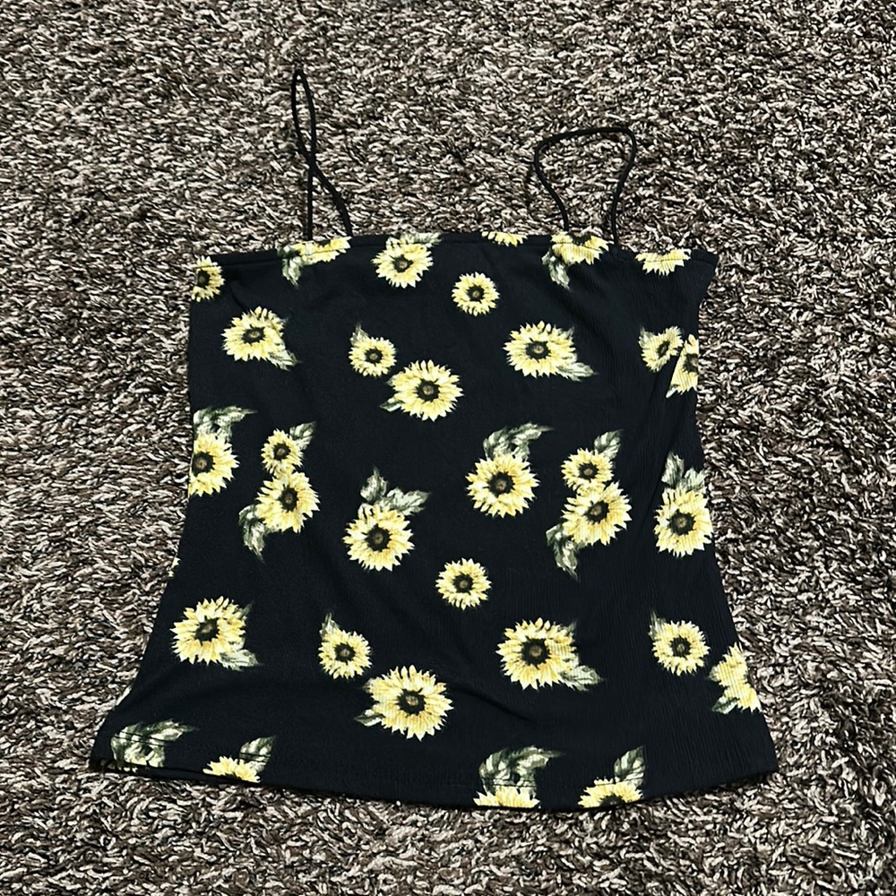 Sunflower tank top rue 21